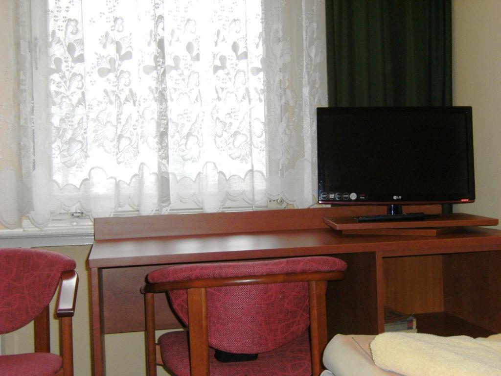 Hotel Lech Gniezno Quarto foto
